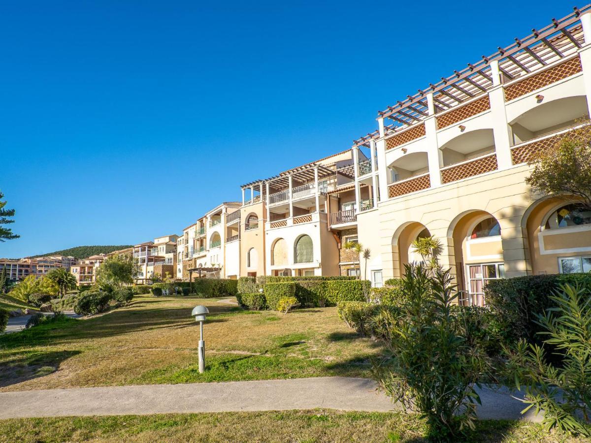 Apartment Village Cap Esterel - Le Village-68 By Interhome Saint-Raphael  Bagian luar foto