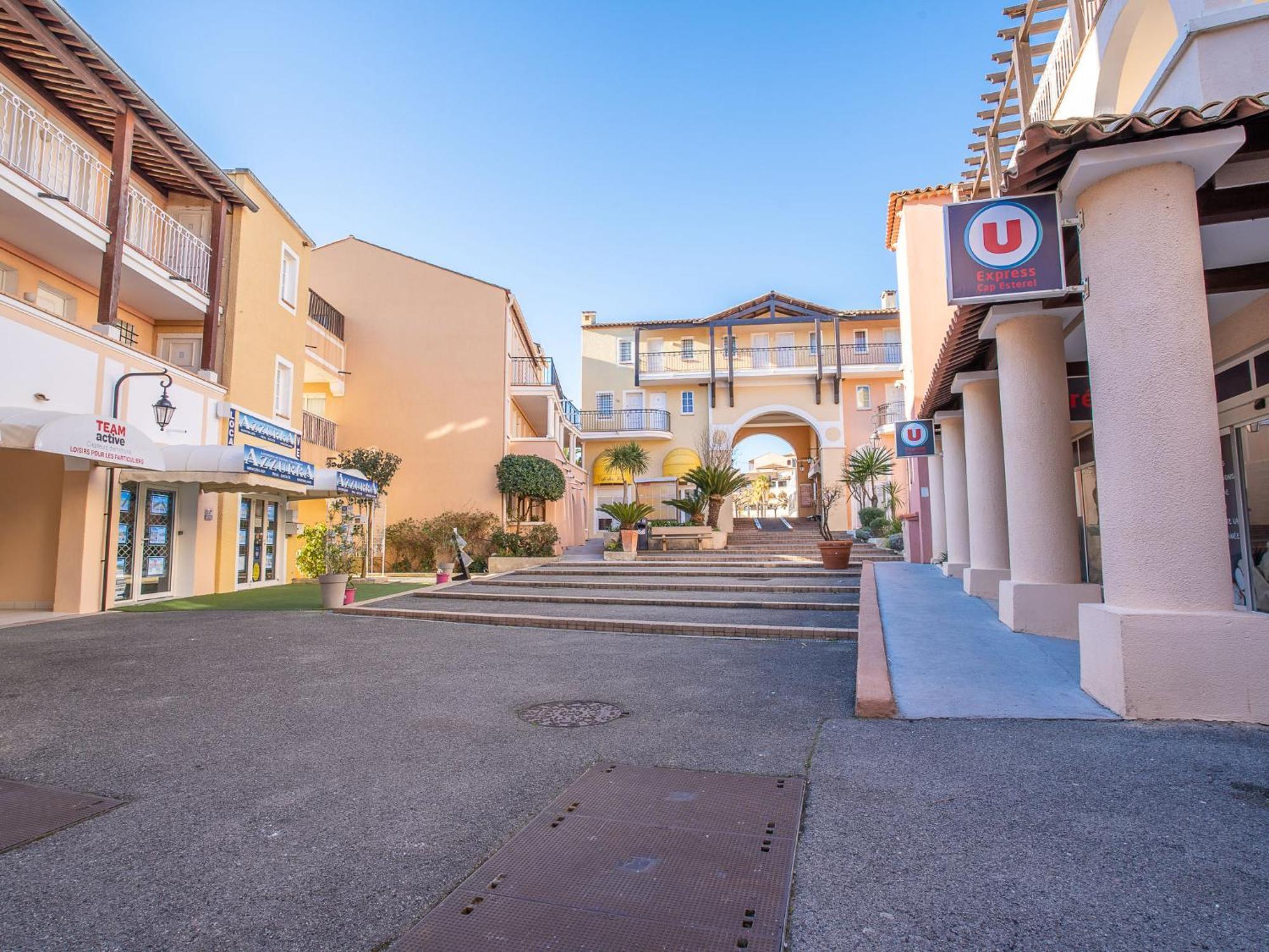 Apartment Village Cap Esterel - Le Village-68 By Interhome Saint-Raphael  Bagian luar foto