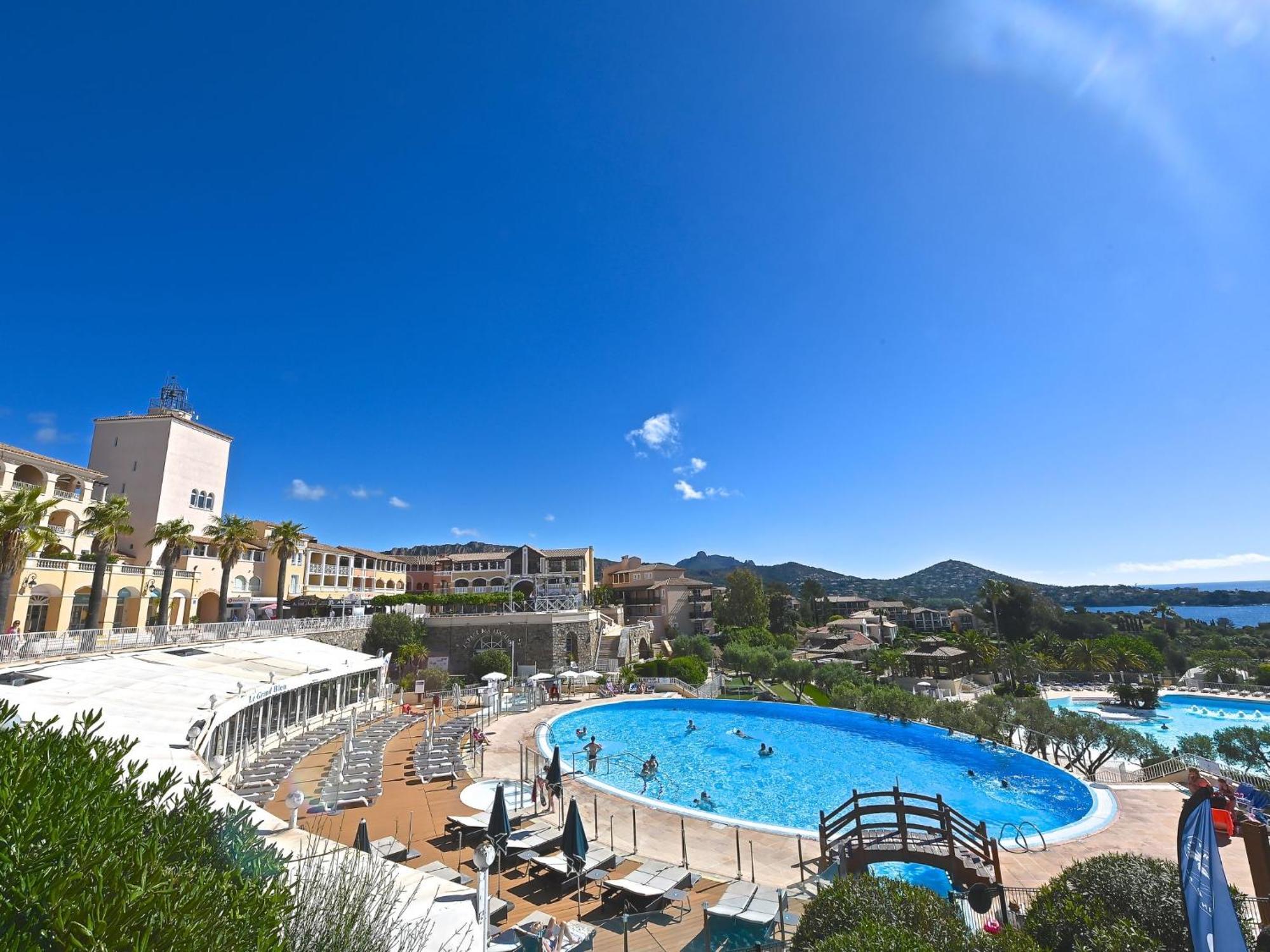 Apartment Village Cap Esterel - Le Village-68 By Interhome Saint-Raphael  Bagian luar foto