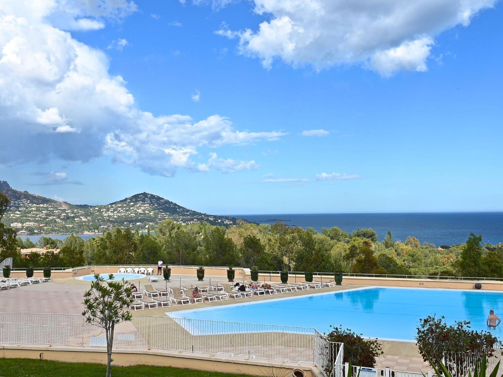 Apartment Village Cap Esterel - Le Village-68 By Interhome Saint-Raphael  Bagian luar foto