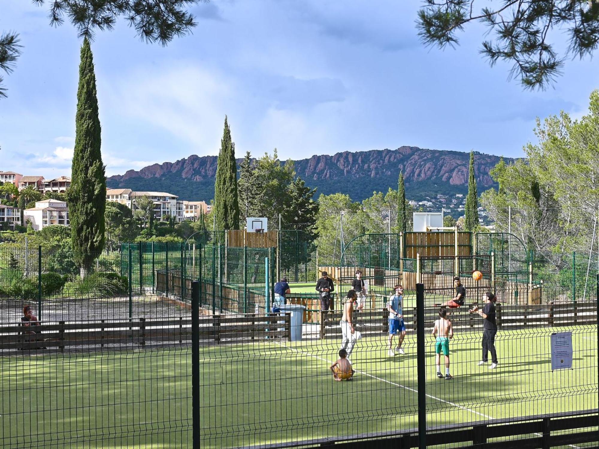 Apartment Village Cap Esterel - Le Village-68 By Interhome Saint-Raphael  Bagian luar foto
