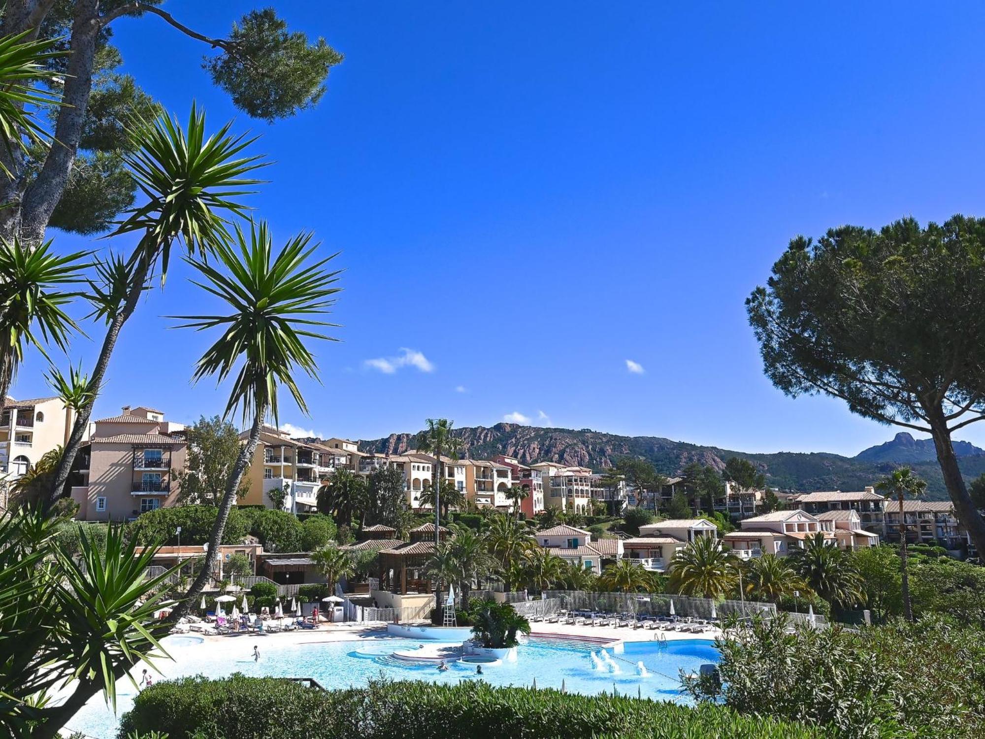 Apartment Village Cap Esterel - Le Village-68 By Interhome Saint-Raphael  Bagian luar foto