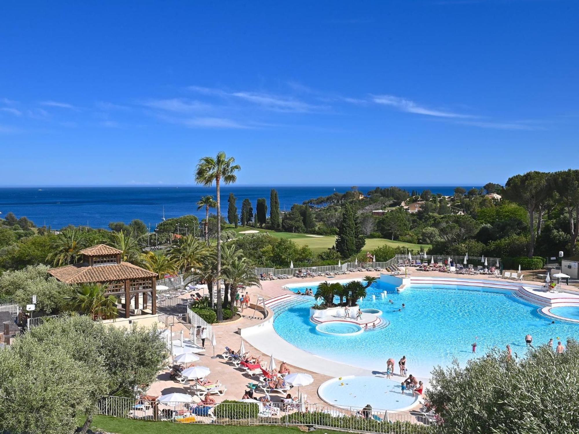 Apartment Village Cap Esterel - Le Village-68 By Interhome Saint-Raphael  Bagian luar foto